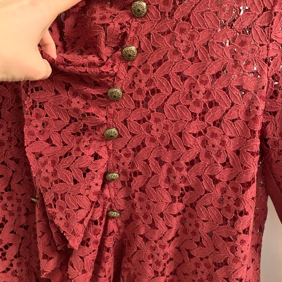 Gimmicks trendy top - Picture 2 of 3